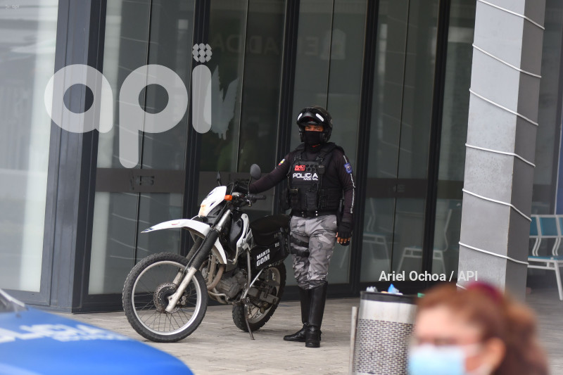 MANTA-EMERGENCIA-ECU-POLICIAS-IESS