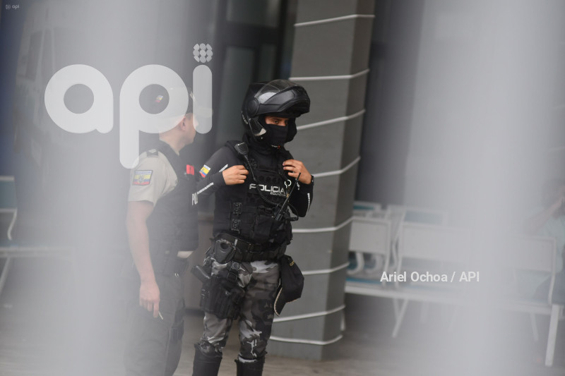 MANTA-EMERGENCIA-ECU-POLICIAS-IESS