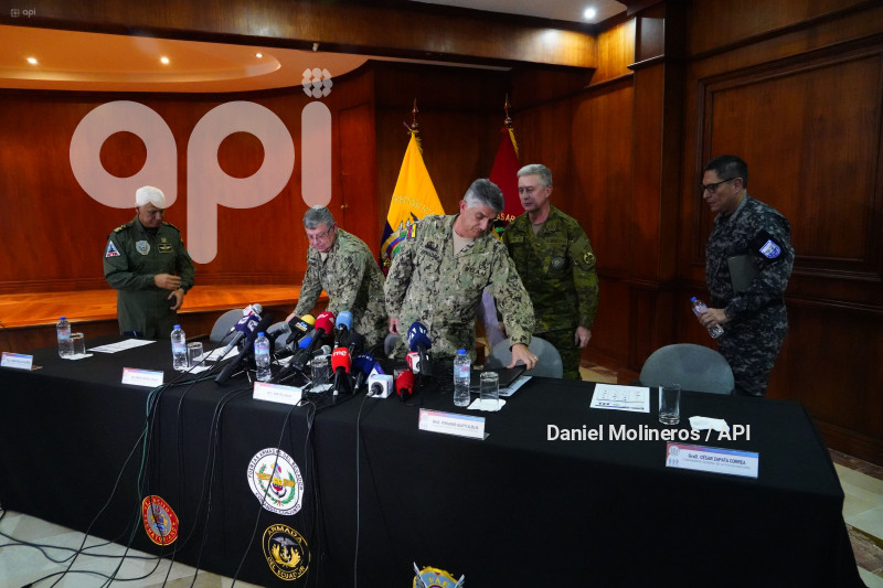 RUEDA DE PRENSA COMANDO CONJUNTO