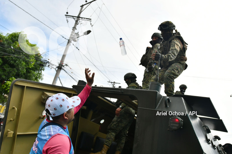 PORTOVIEJO-MILITARES-CONTROLES