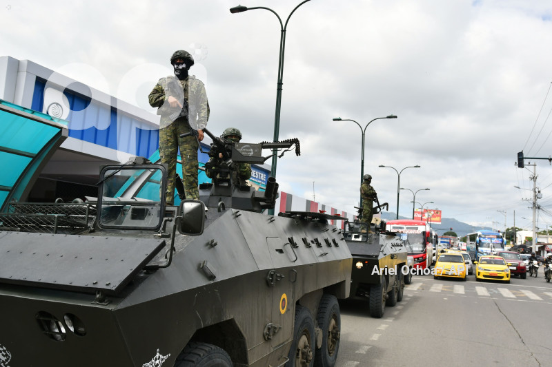 PORTOVIEJO-MILITARES-CONTROLES