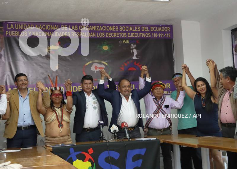 ORGANIZACIONES-SOCIALES-RESPALDAN-NOBOA