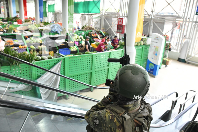 PORTOVIEJO-MILITARES-CONTROLES