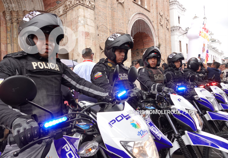 CUENCA-SEGURIDAD ENTREGA PATRULLEROS-MOTOS
