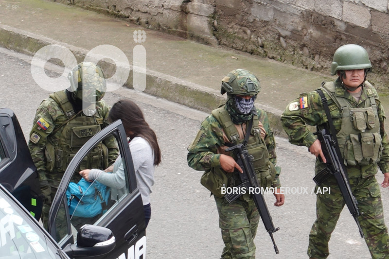 CUENCA-OPERATIVO MILITAR-EXTERIORES CARCEL-TURI