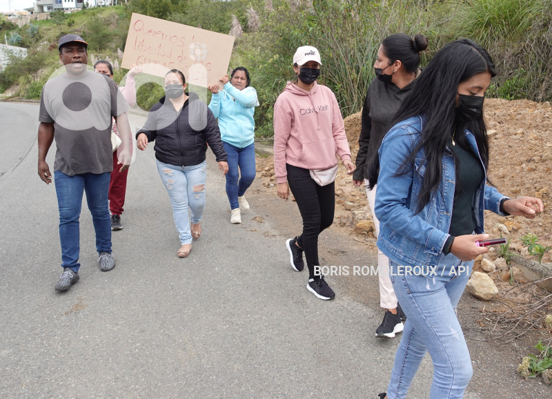 CUENCA-FAMILIARES GUIAS PENITENCIARIOS SECUESTRADOS