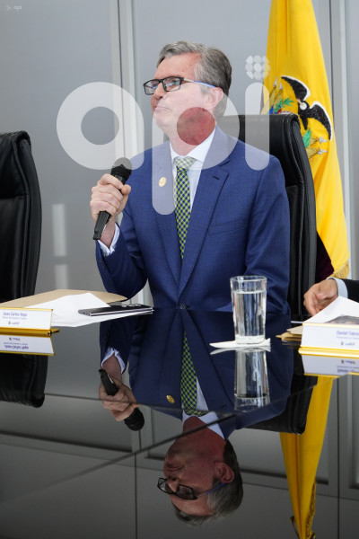 JUAN CARLOS VEGA IVA15