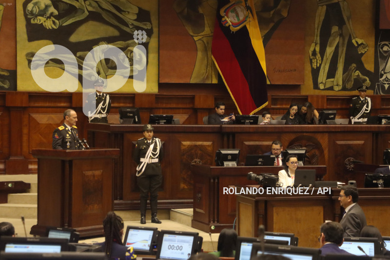ASAMBLEA-IGUALDAD-SALARIAL-MUJERES-HOMBRES