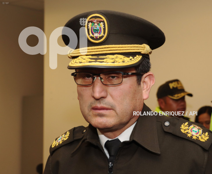 RUEDA-PRENSA-DEPORTACION-SALCEDO-AEROPUERTO