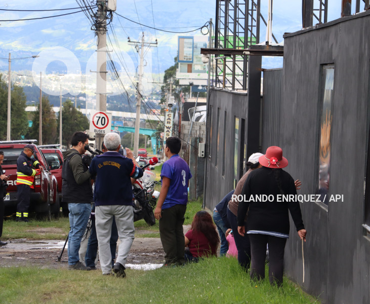 INCENDIO-AUTOPISTA-RUMINAHUI