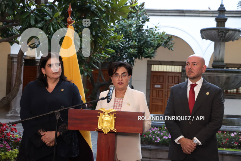 RUEDA-PRENSA-REUNION-COMANDO-SUR