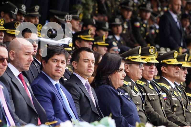 NOBOA EQUIPOS POLICIA