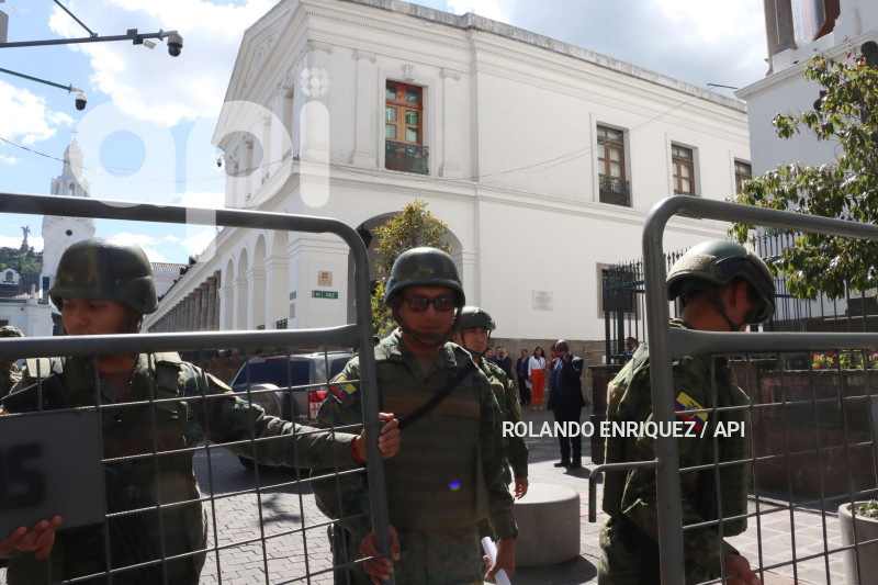 RUEDA-PRENSA-REUNION-COMANDO-SUR