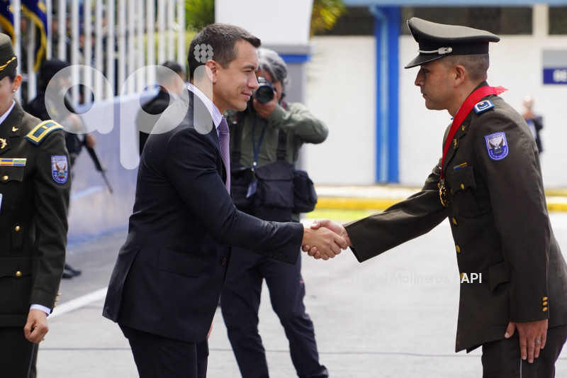 NOBOA EQUIPOS POLICIA