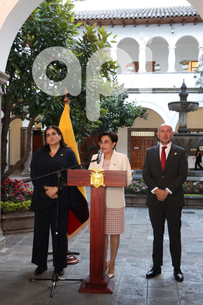 RUEDA-PRENSA-REUNION-COMANDO-SUR