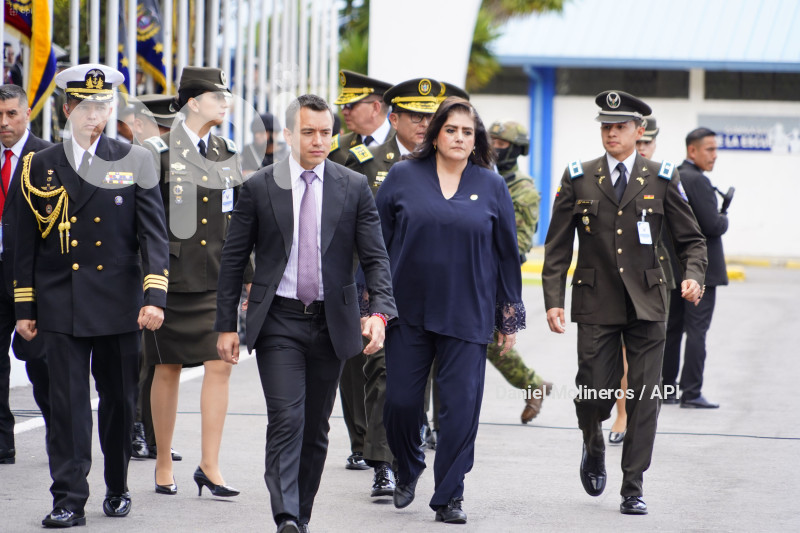NOBOA EQUIPOS POLICIA