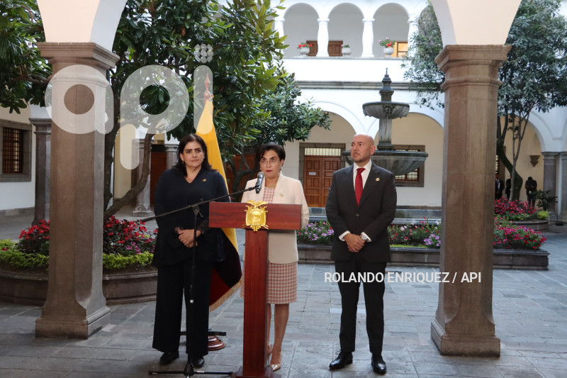 RUEDA-PRENSA-REUNION-COMANDO-SUR