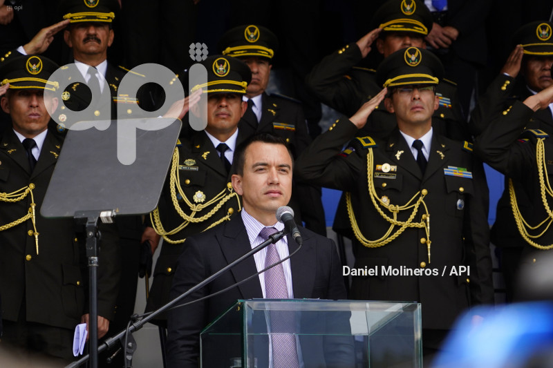 NOBOA EQUIPOS POLICIA