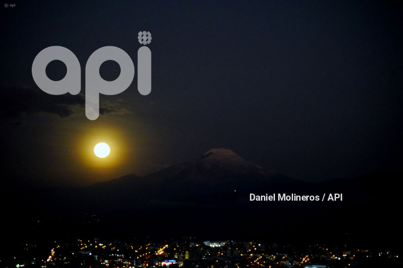 LUNA LLENA 2024