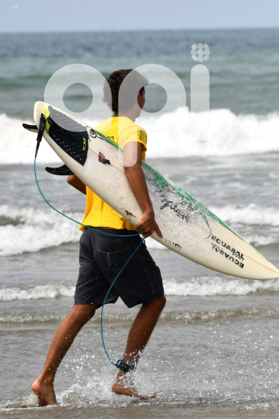 MANTA-SURF-TURISMO-EMERGENCIA-NACIONAL