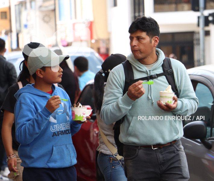 INSTENSO-CALOR-CAYAMBE
