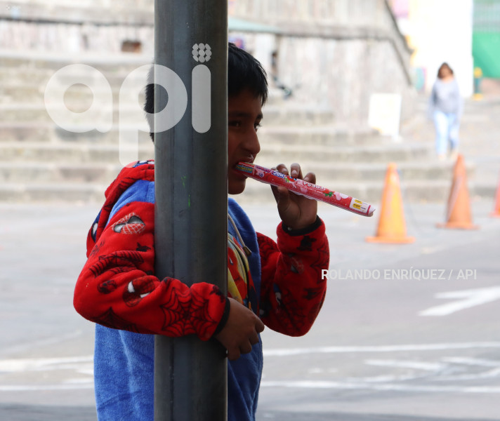 INSTENSO-CALOR-CAYAMBE