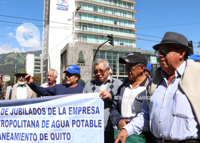 FRENTE-JUBILADOS-FONDO-PENSIONES