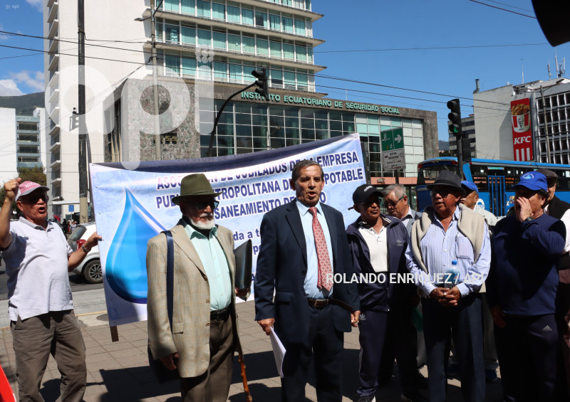 FRENTE-JUBILADOS-FONDO-PENSIONES