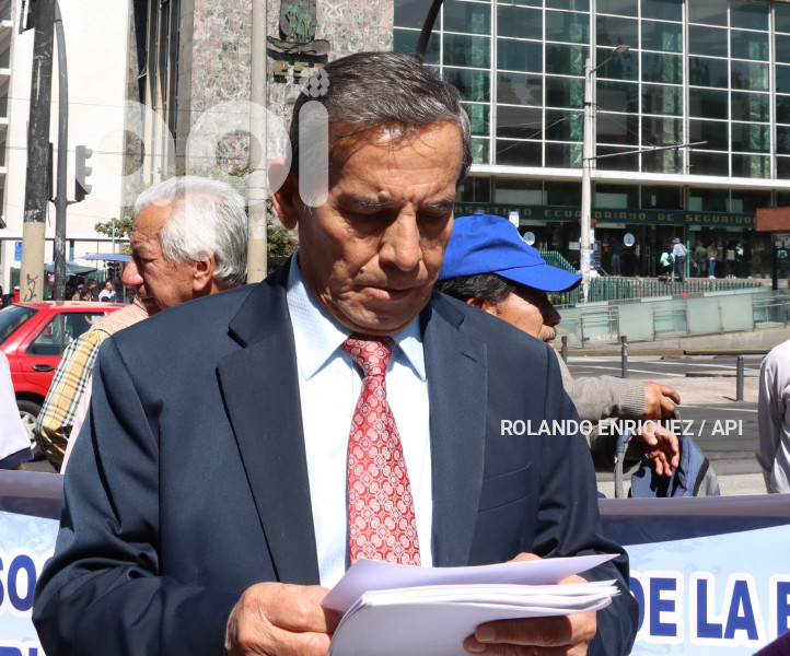 FRENTE-JUBILADOS-FONDO-PENSIONES