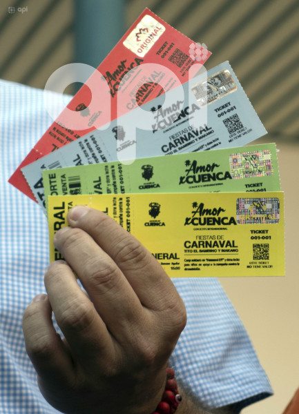 CUENCA-CONCIERTO POR CARNAVAL