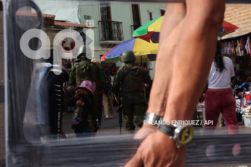 RECORRIDO MILITARES