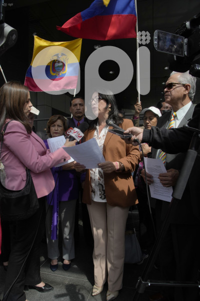SOLANDA-GOYES-RUEDA-PRENSA