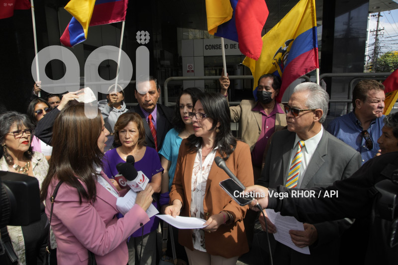 SOLANDA-GOYES-RUEDA-PRENSA