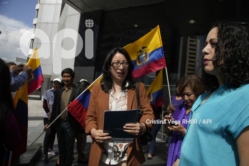 SOLANDA-GOYES-RUEDA-PRENSA