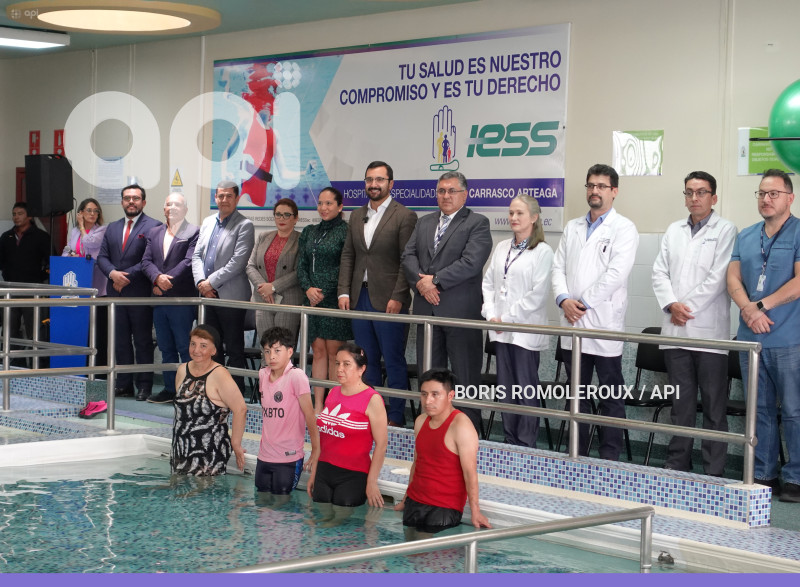 CUENCA-REAPERTURA-PISCINA REHABILITACION IESS