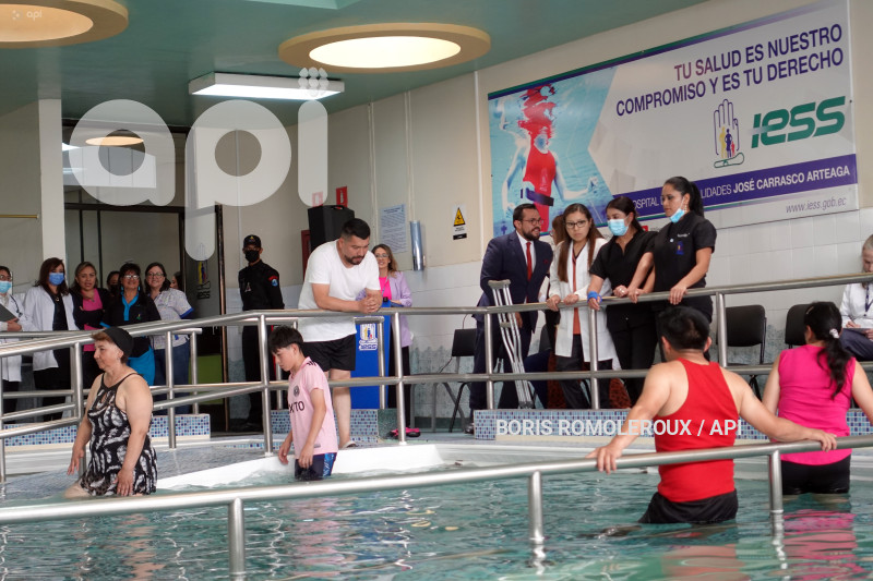 CUENCA-REAPERTURA-PISCINA REHABILITACION IESS