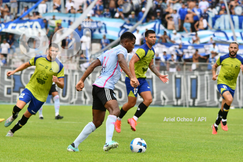 FBL-DELFIN-EMELEC-AMISTOSO