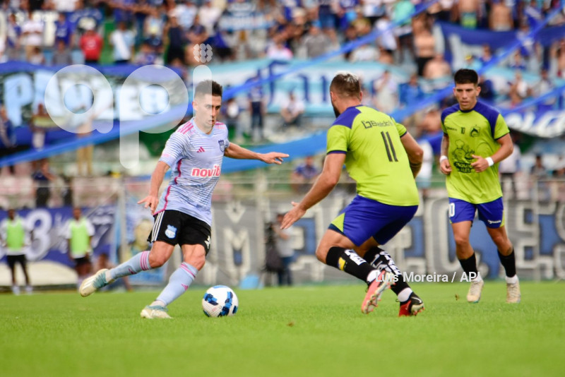 FBL-DELFIN-EMELEC-AMISTOSO