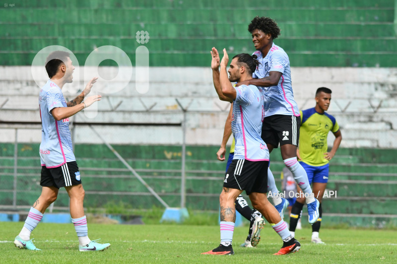 FBL-DELFIN-EMELEC-AMISTOSO
