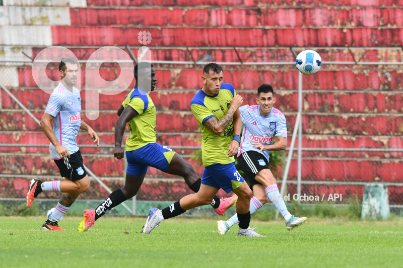 FBL-DELFIN-EMELEC-AMISTOSO