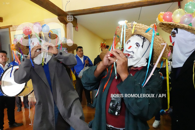CUENCA-LANZAMIENTO CARNAVAL DE LOS RUCOS NULTI.