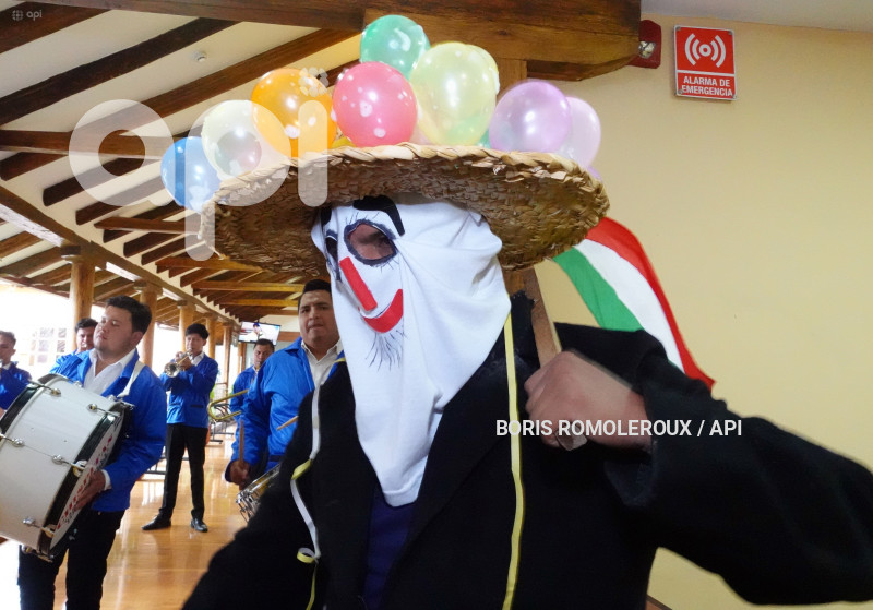 CUENCA-LANZAMIENTO CARNAVAL DE LOS RUCOS NULTI.