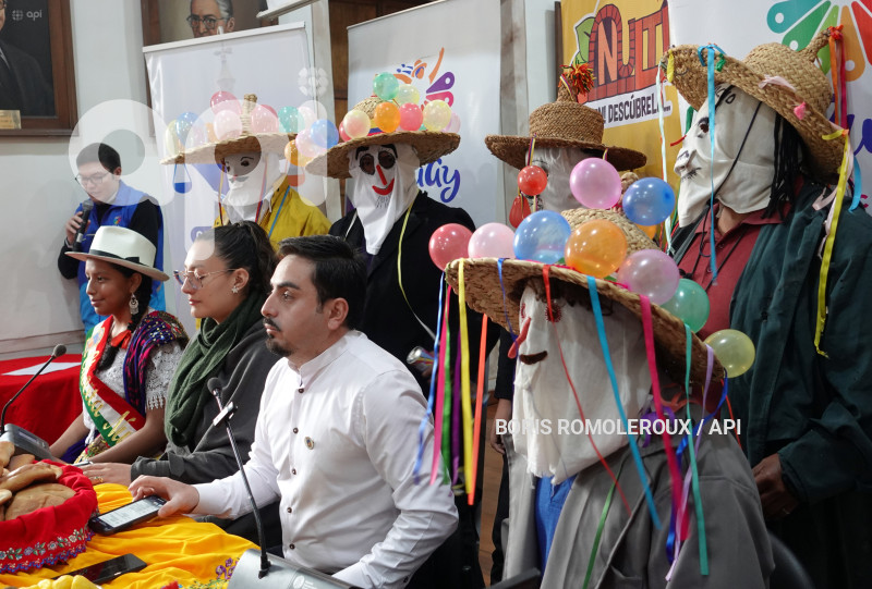 CUENCA-LANZAMIENTO CARNAVAL