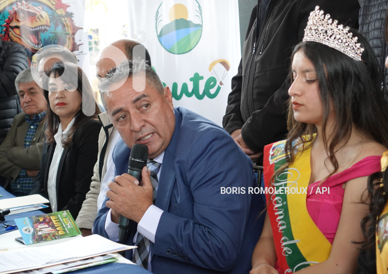 CUENCA-LANZAMIENTO-CARNAVAL EN PAUTE