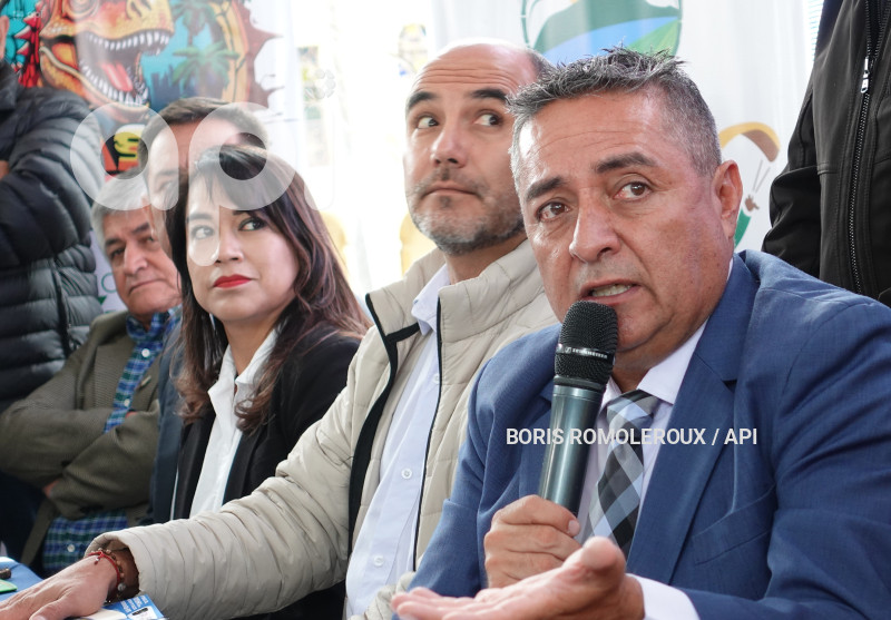 CUENCA-LANZAMIENTO-CARNAVAL EN PAUTE