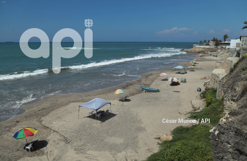 GYE-FERIADO-BALNEARIOS