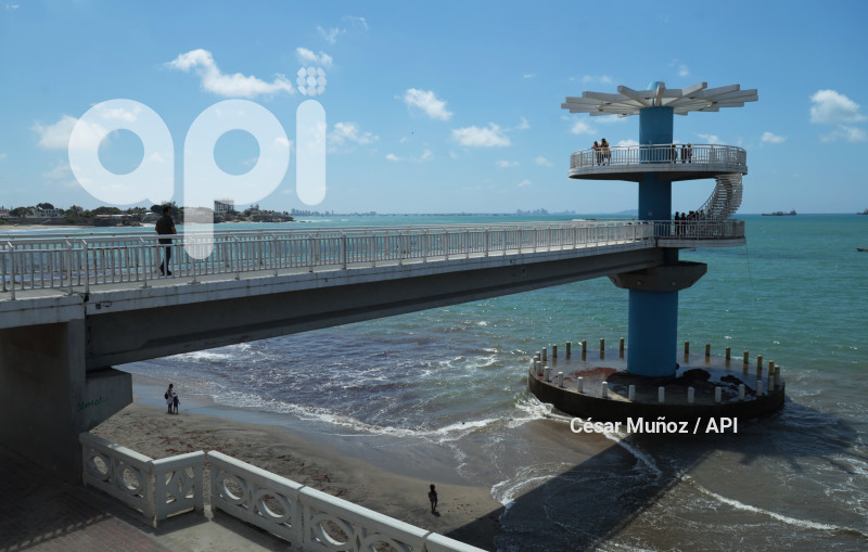 GYE-FERIADO-BALNEARIOS