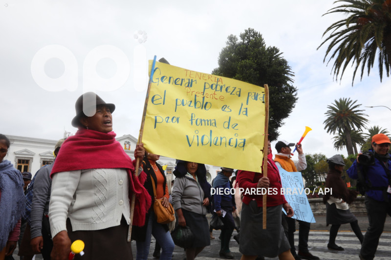 LATACUNGA MARCHA INSEGURIDAD