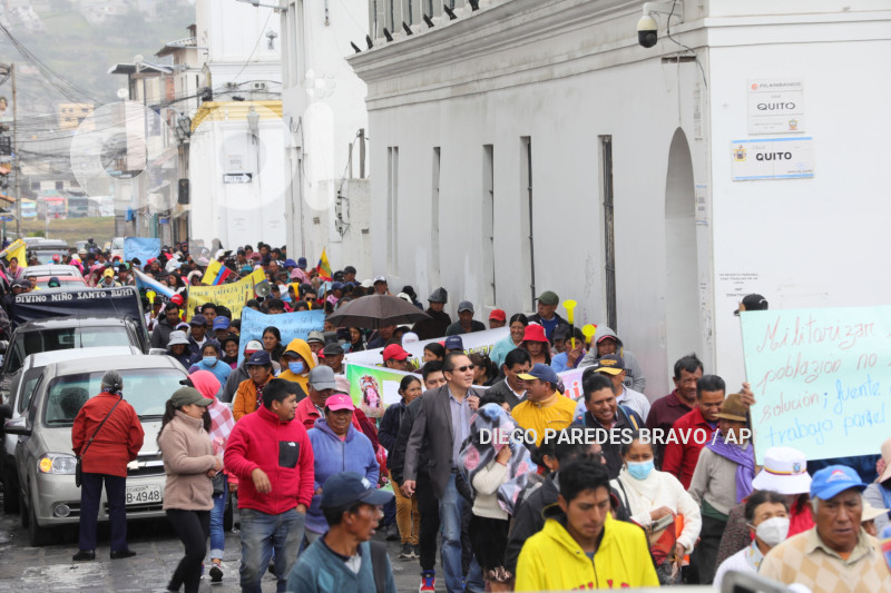LATACUNGA MARCHA INSEGURIDAD