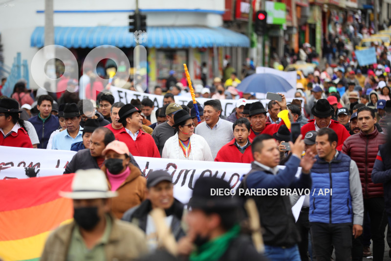 LATACUNGA MARCHA INSEGURIDAD